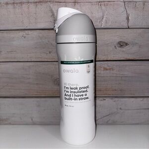 Owala FreeSip 24 oz Snowed In - Limited Edition Christmas Release NWT ❄️
